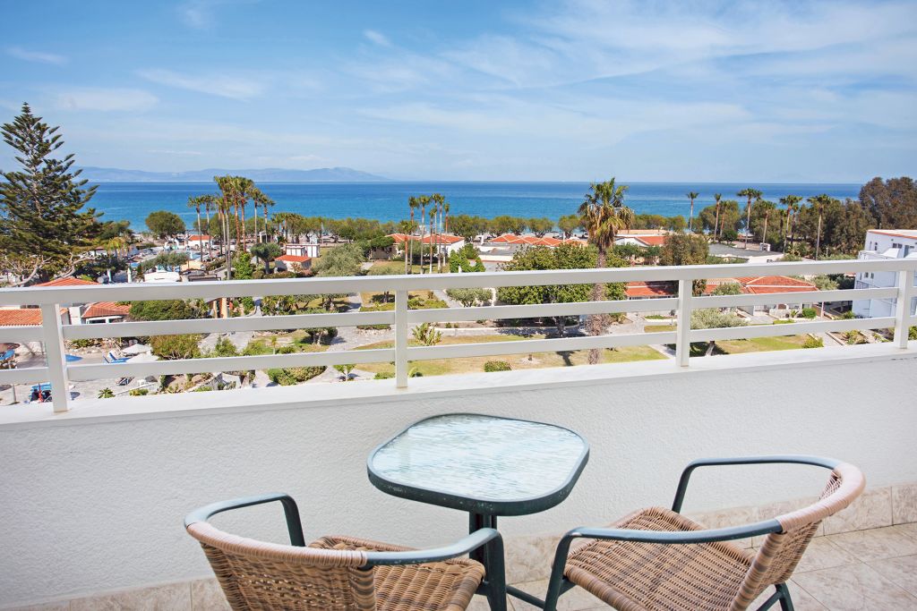 TWIN SEA VIEW ROOM 