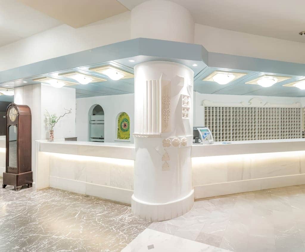 REZEPTION-DIENSTLEISTUNGEN